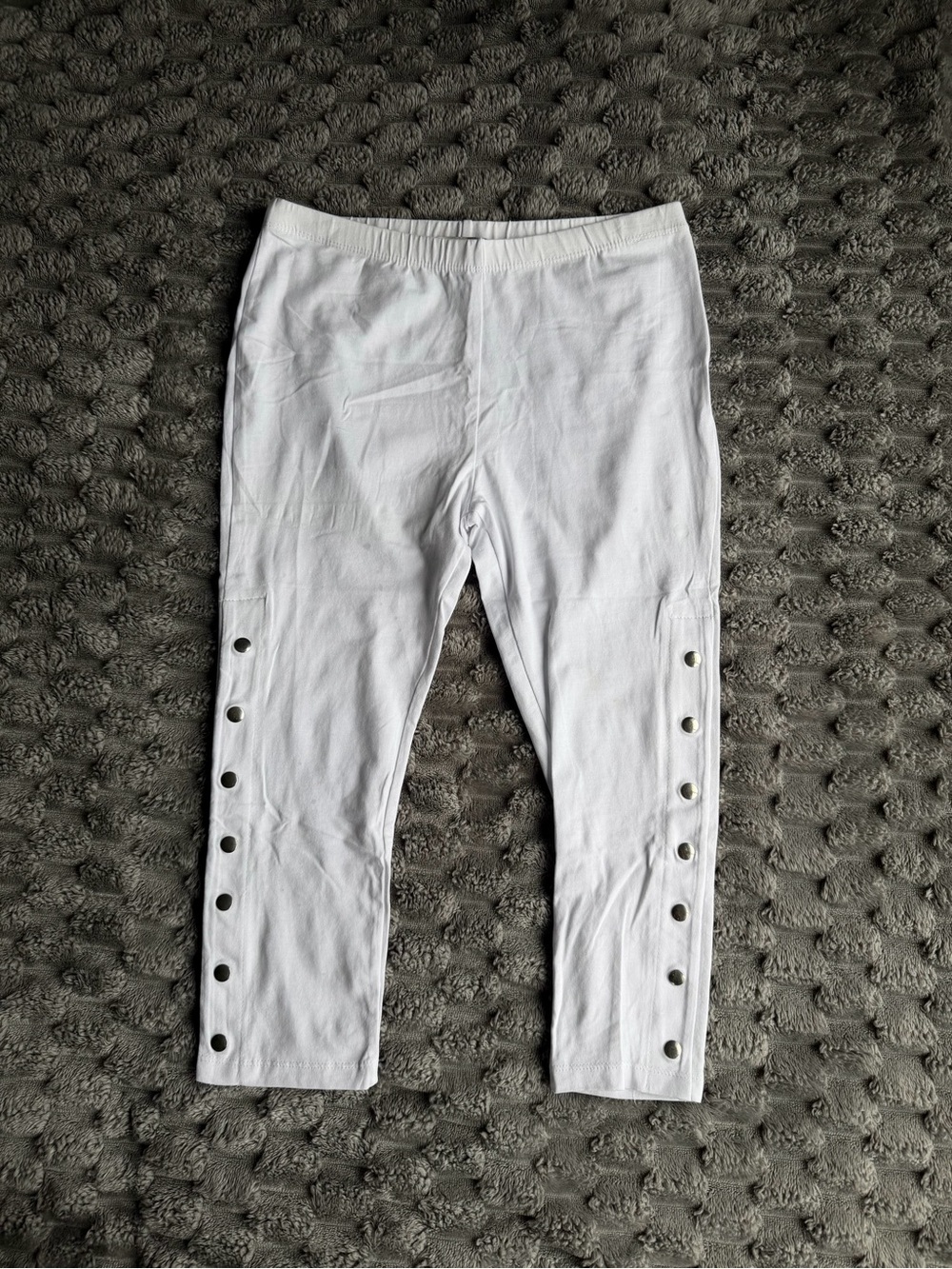 White Capri Leggings with Silver Buttons